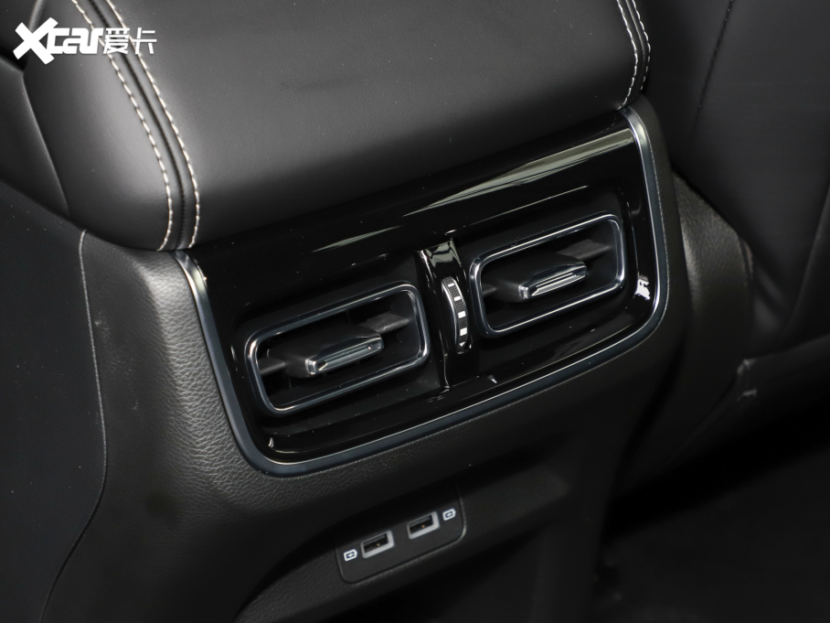 2025GS8 I(lng)ϵ 2.0TGDI (q)A 5