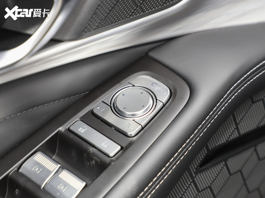 2025GS8 Iϵ 2.0TGDI A 5