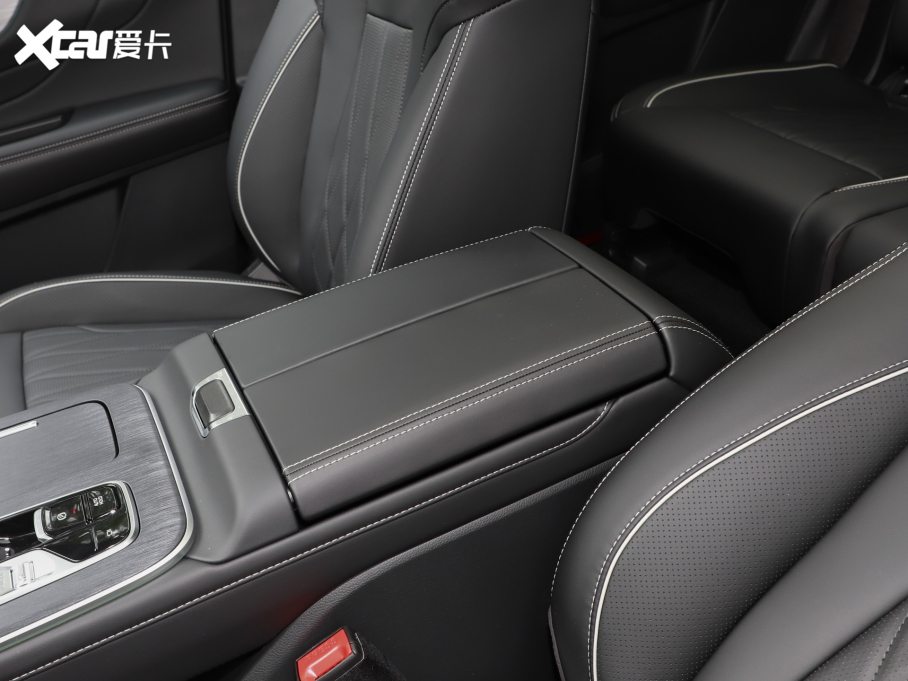 2025GS8 I(lng)ϵ 2.0TGDI (q)A 5