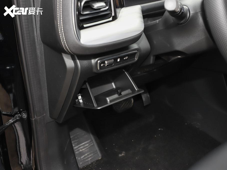 2025GS8 Iϵ 2.0TGDI A 5