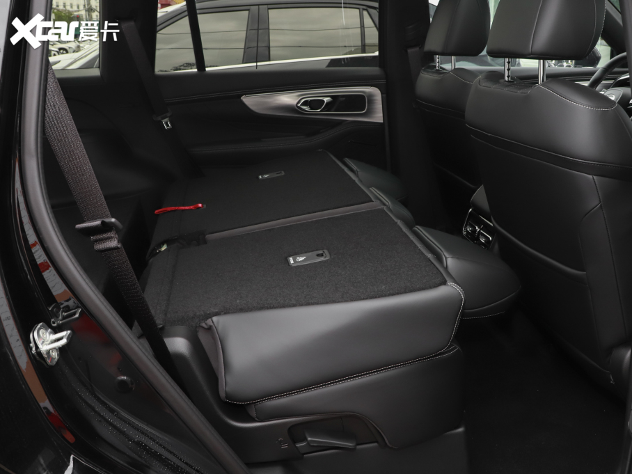 2025GS8 I(lng)ϵ 2.0TGDI (q)A 5