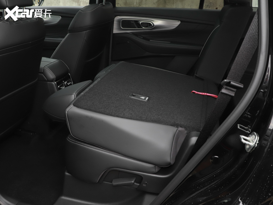 2025GS8 I(lng)ϵ 2.0TGDI (q)A 5