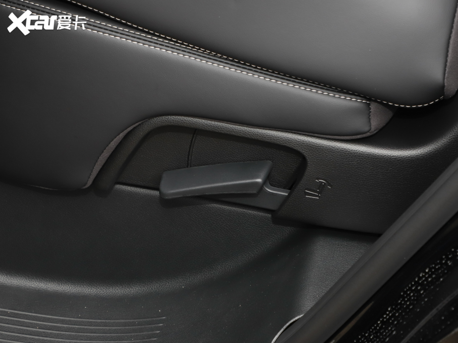 2025GS8 Iϵ 2.0TGDI A 5