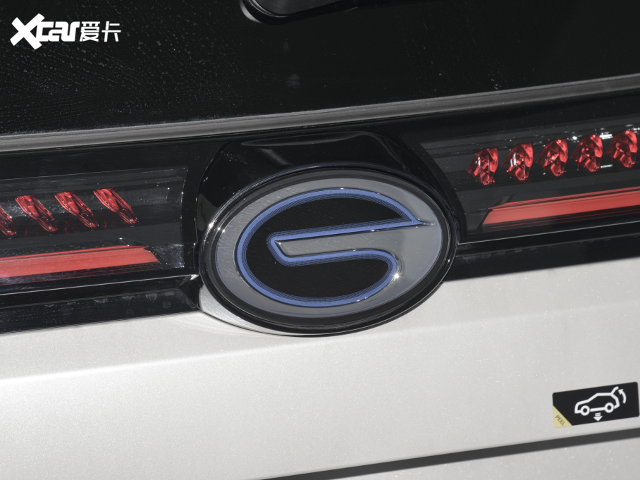 2024�����E8 �sҫϵ�� 2.0L �sҫ��