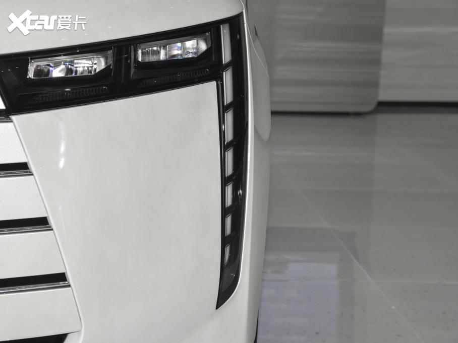 2024�����E8 �sҫϵ�� 2.0L �sҫ��