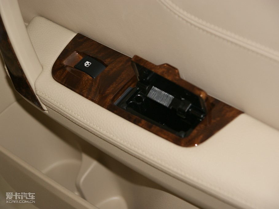 2011�����GA5 2.0L �քӾ�Ӣ��