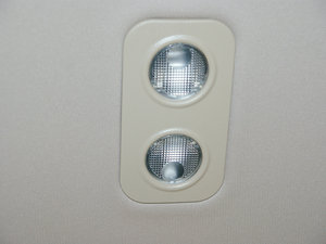 2011款2.0L 自动尊贵版 空间座椅