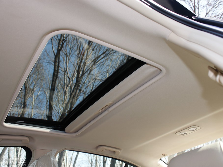 2012�����GA5 2.0L �ԄӺ��A��