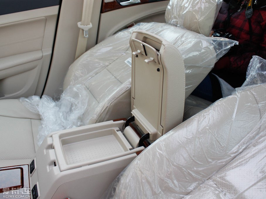 2012�����GA5 2.0L �ԄӺ��A��