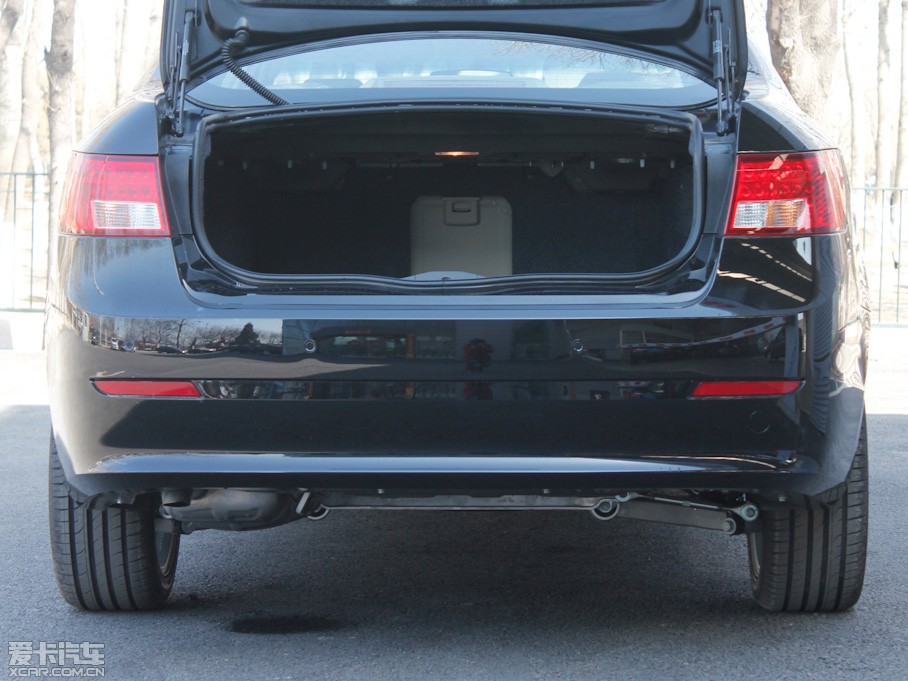 2012�����GA5 2.0L �ԄӺ��A��