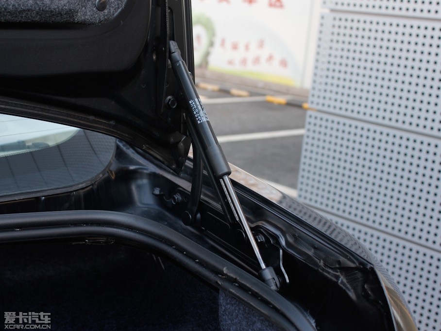 2012�����GA5 2.0L �ԄӺ��A��