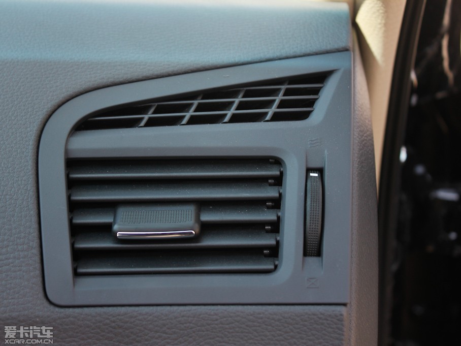 2012�����GA5 2.0L �ԄӺ��A��