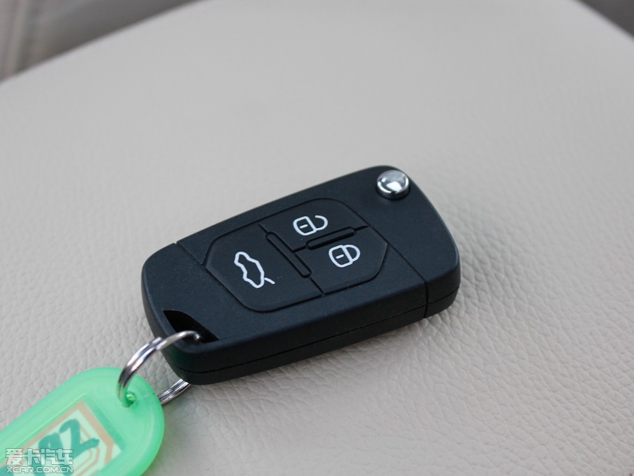 2012�����GA5 2.0L �ԄӺ��A��