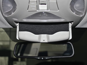 2012款2.0L 手动舒适版 空间座椅