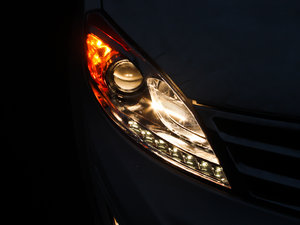 2013款1.8T 自动豪华版 细节外观