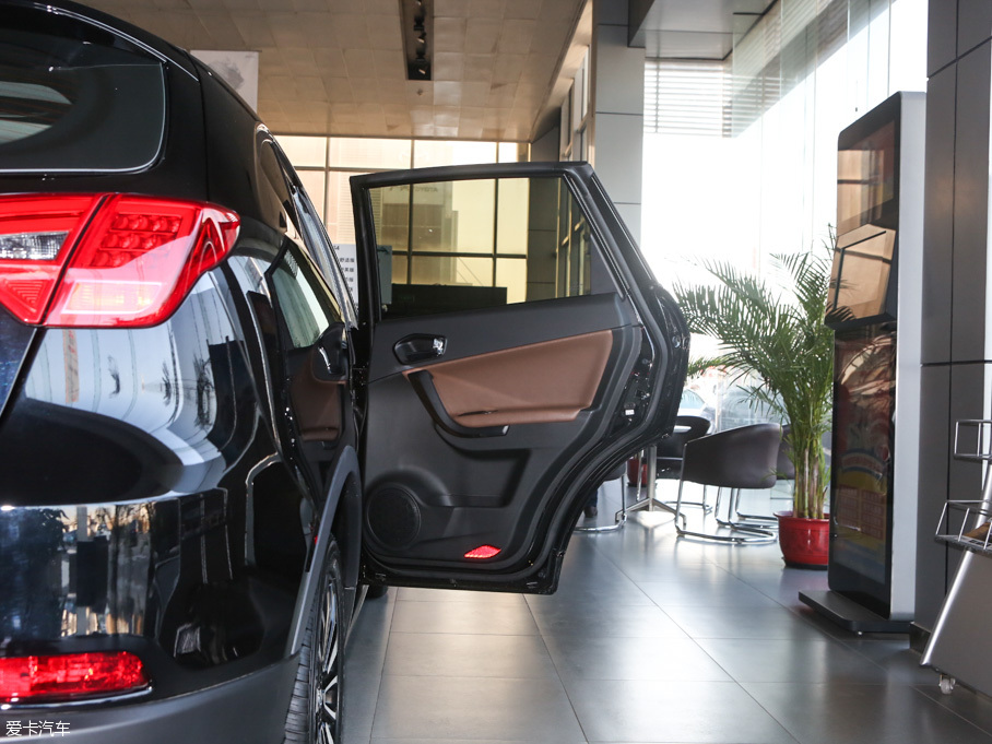 2016GS5 Super 1.8T G-DCTo