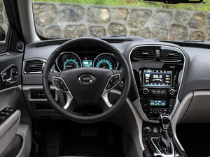 2014款1.8T 自动四驱至尊版 中控区