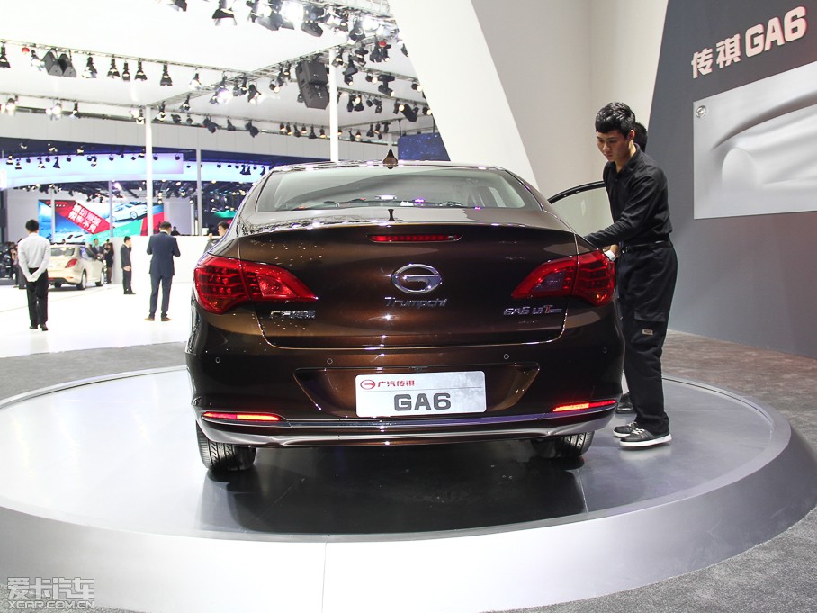 2015GA6 1.8T Ԅm