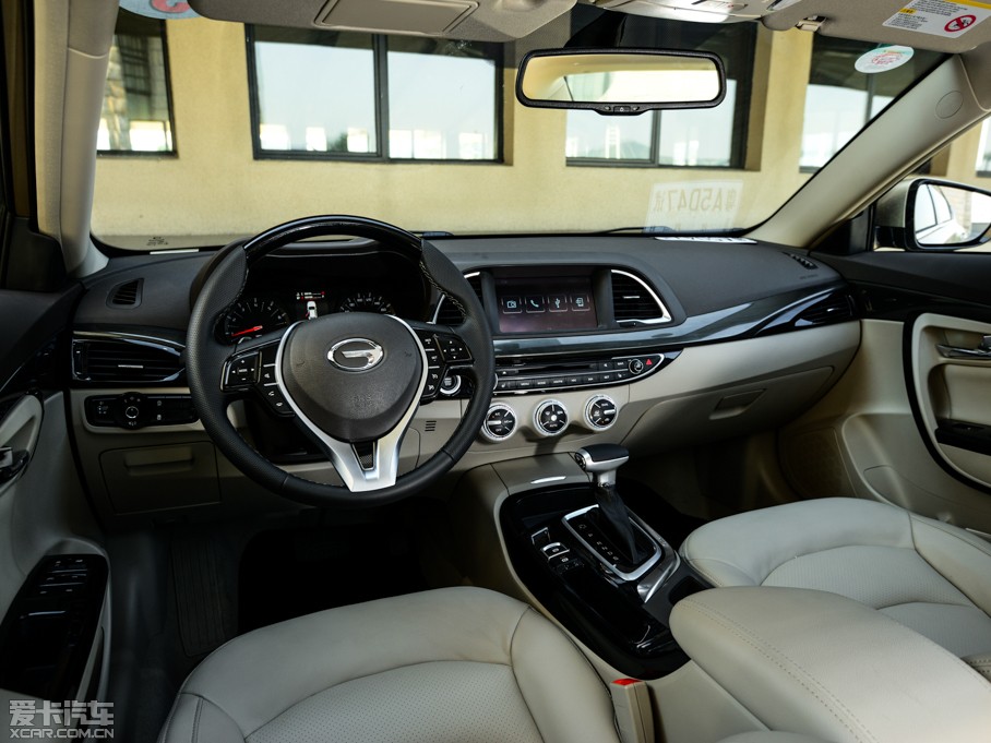 2015�����GA6 1.8T �Ԅ����F��