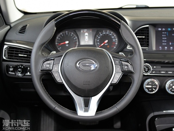 廣汽乘用車2015款傳祺GA6