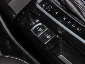 20151.8T ԄӺA v܇Ƅ