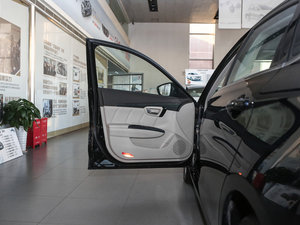 20151.8T Ԅ(dng)m {λ܇T