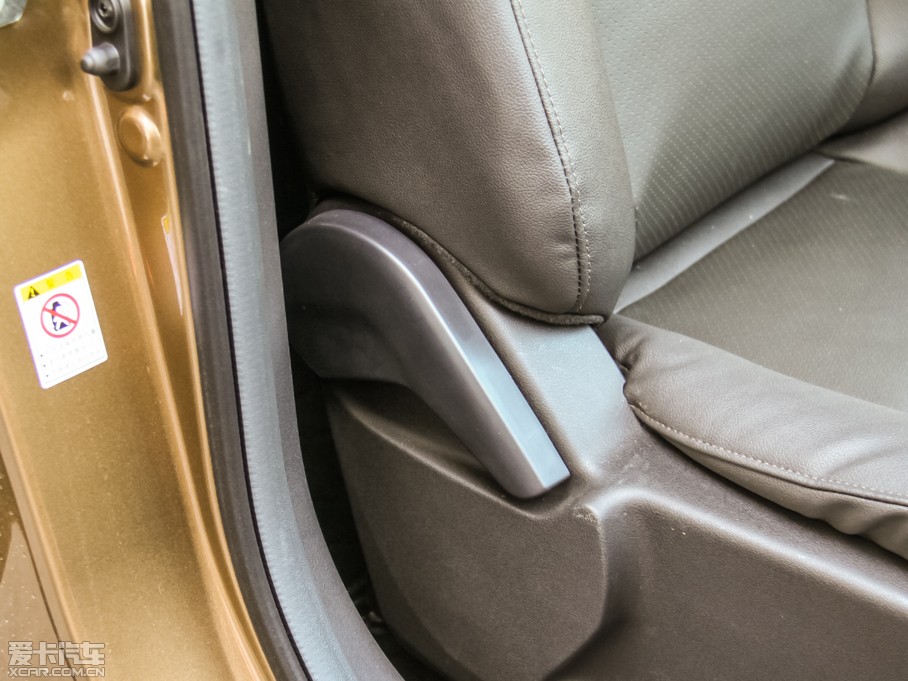 2015GS4 200T G-DCT F