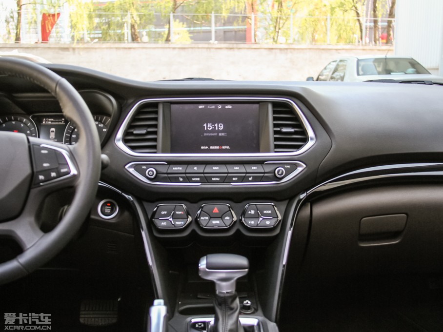 2015GS4 200T G-DCT F