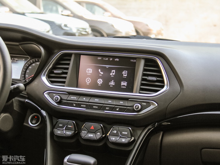 2015GS4 200T G-DCT F