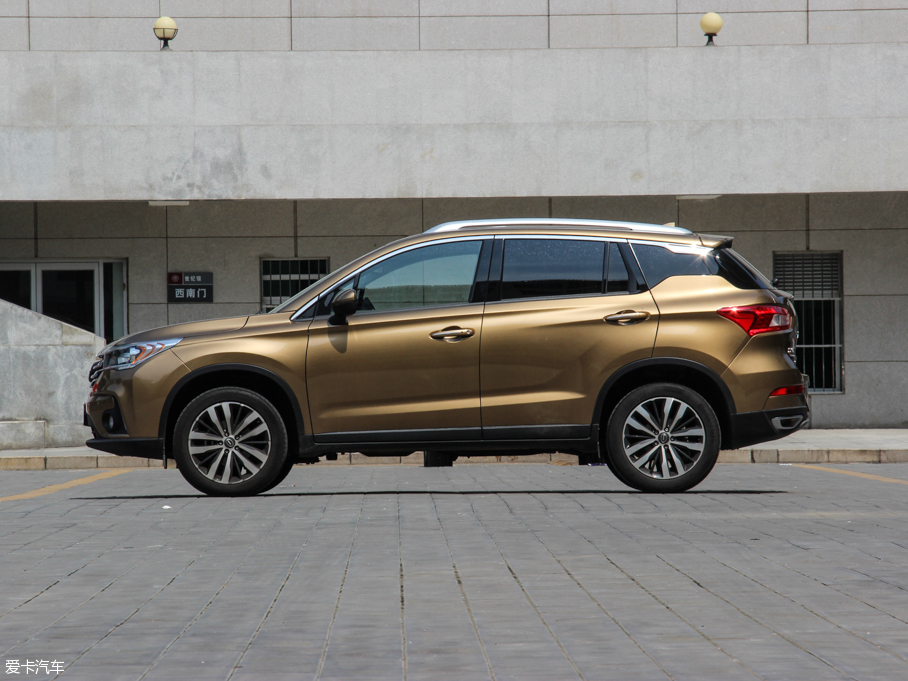 2015GS4 200T G-DCT F