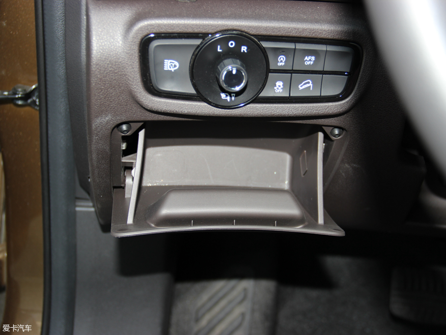 2015GS4 200T G-DCT F