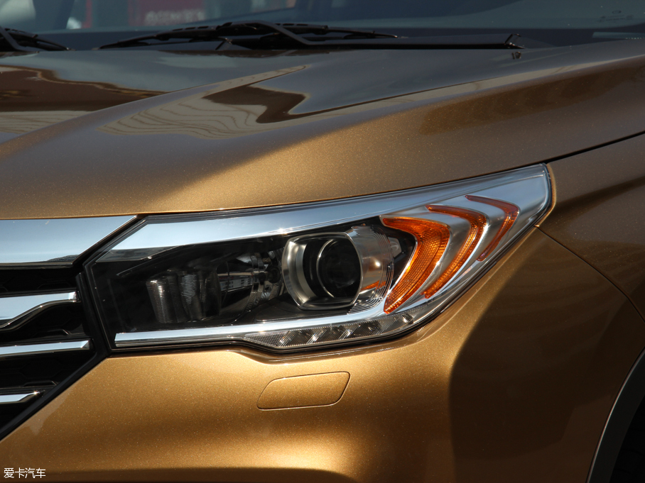 2015GS4 200T G-DCT F