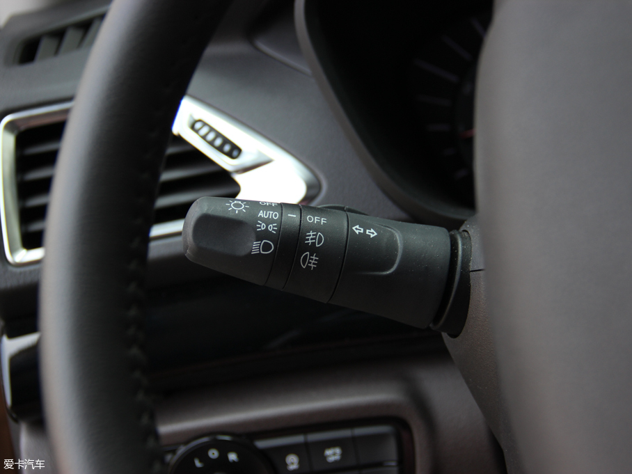 2015GS4 200T G-DCT F