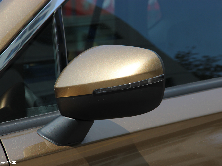 2015GS4 200T G-DCT F