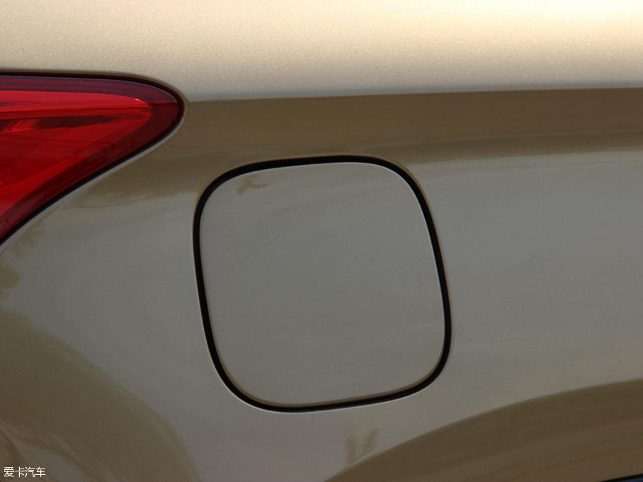 2015GS4 200T G-DCT F