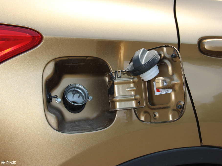 2015GS4 200T G-DCT F