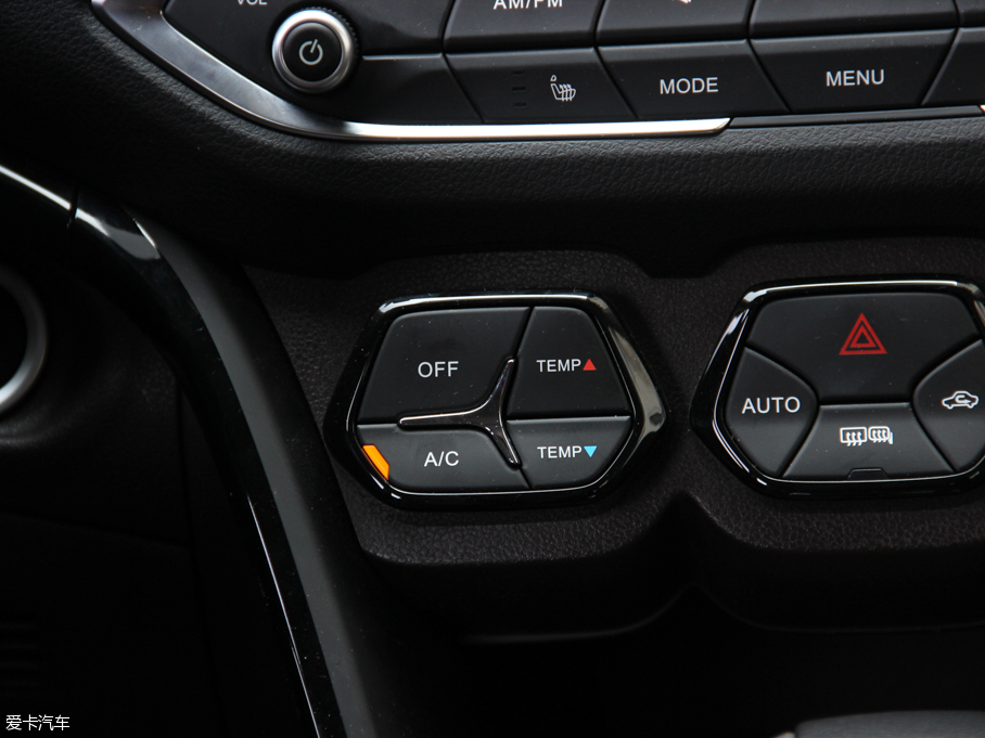 2015GS4 200T G-DCT F