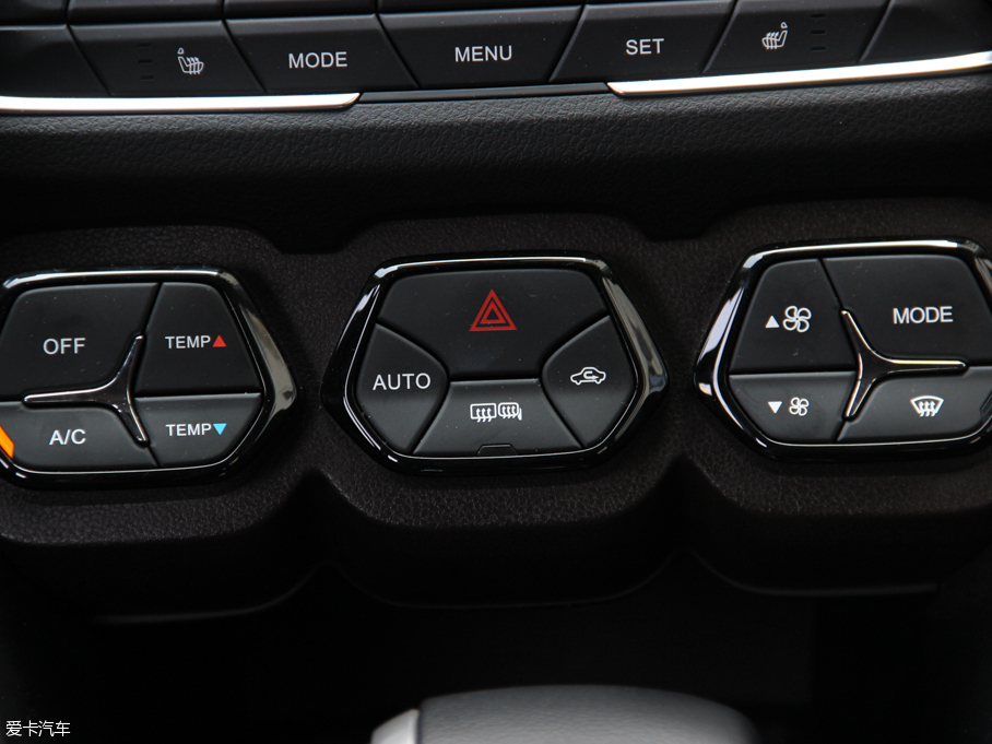 2015GS4 200T G-DCT F