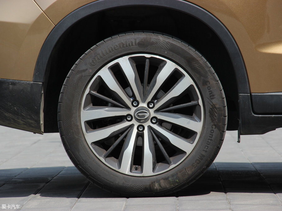 2015GS4 200T G-DCT F