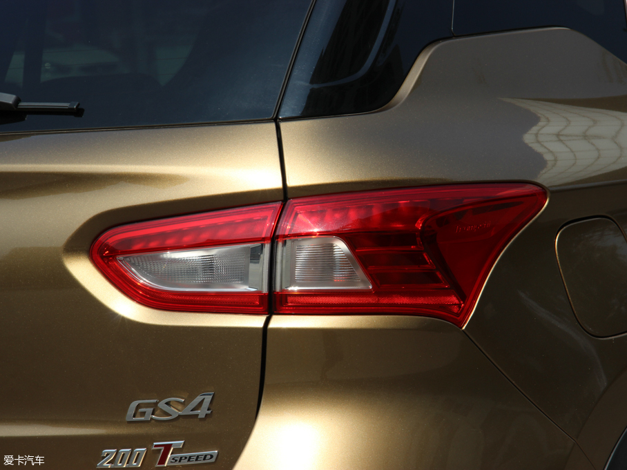 2015GS4 200T G-DCT F