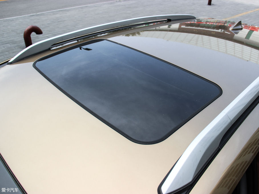 2015GS4 200T G-DCT F