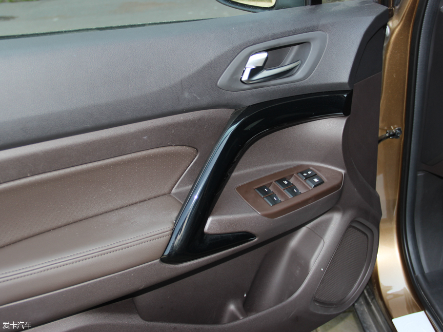 2015GS4 200T G-DCT F