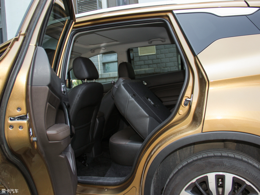 2015GS4 200T G-DCT F