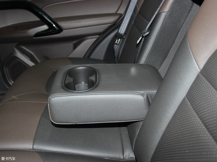 2015GS4 200T G-DCT F