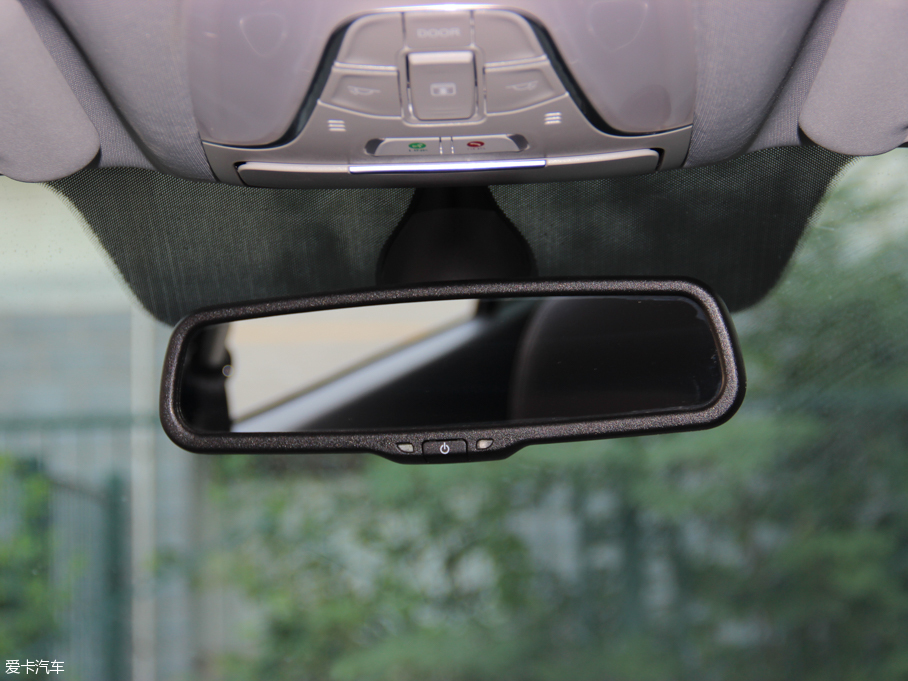 2015GS4 200T G-DCT F