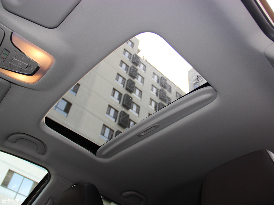 2015GS4 200T G-DCT F