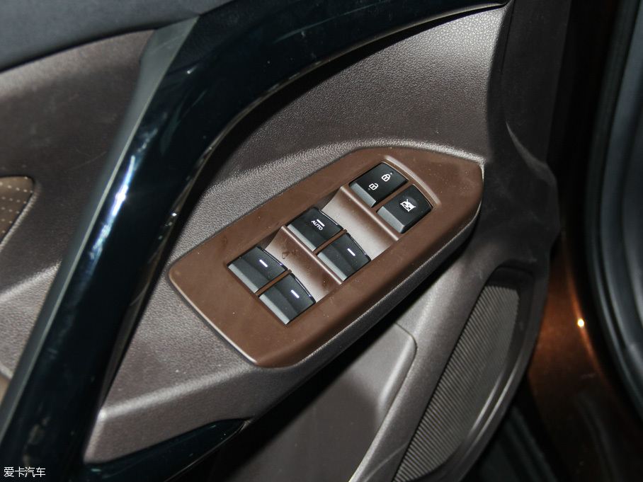 2015GS4 200T ք(dng)A