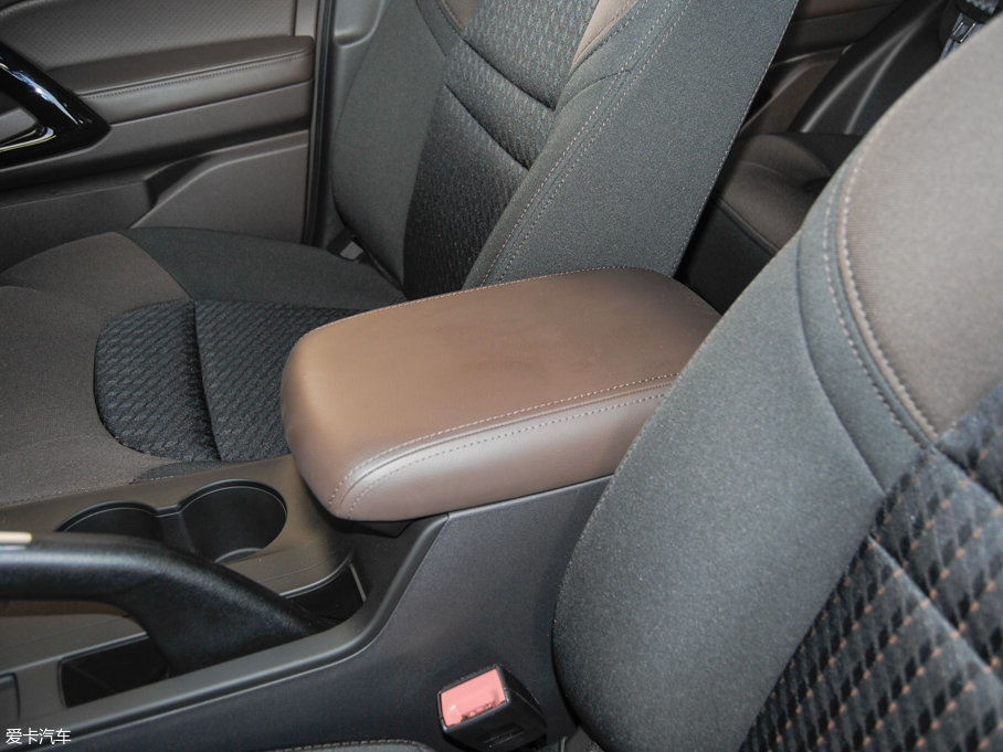 2015�����GS4 200T G-DCT���m��