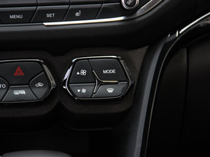 2015200T G-DCT F п؅^