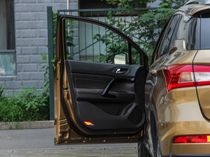 2015200T G-DCT F {λ܇T